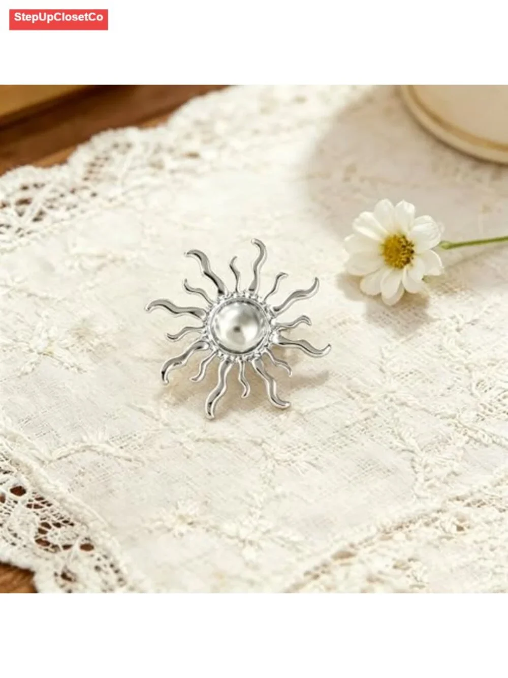 Vintage Celestial Gold Sun Brooch Pin Women Lapel Statement Jewelry